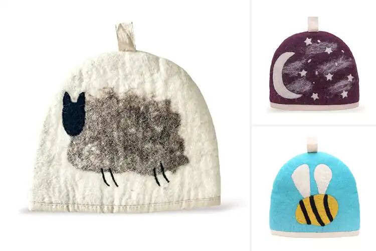 Detailed view of Best Natural Wool Teapot Cover